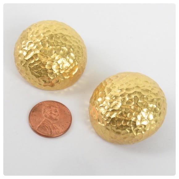 CHRISTIAN DIOR hand hammered 14k gold plated clips - Picture 7 of 8